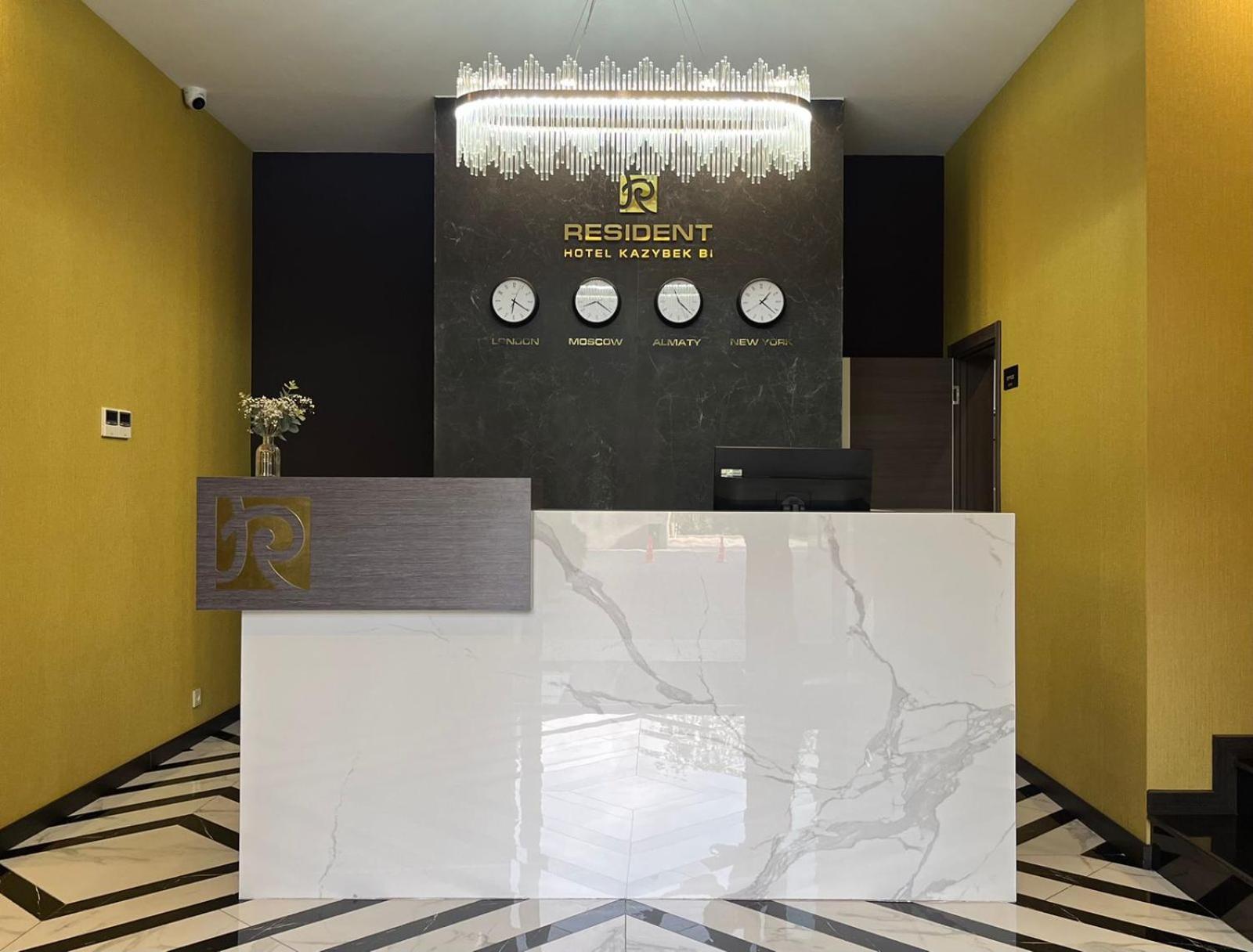 Resident Hotel Kazybek Bi Almaty Exterior foto